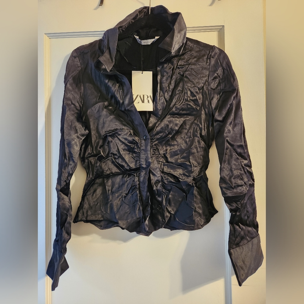 NWT Zara silk/satin collar button down long sleeve blouse